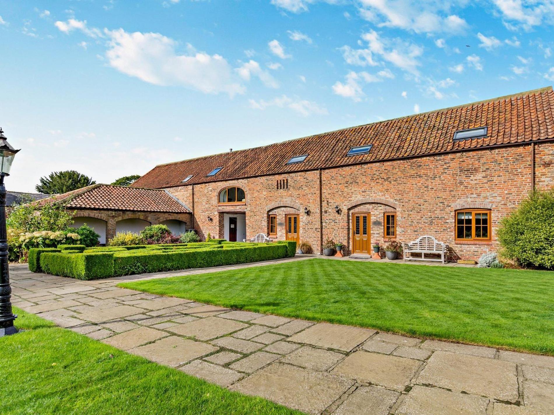 2 Bed In Filey 79280 Villa Wold Newton  Exterior photo