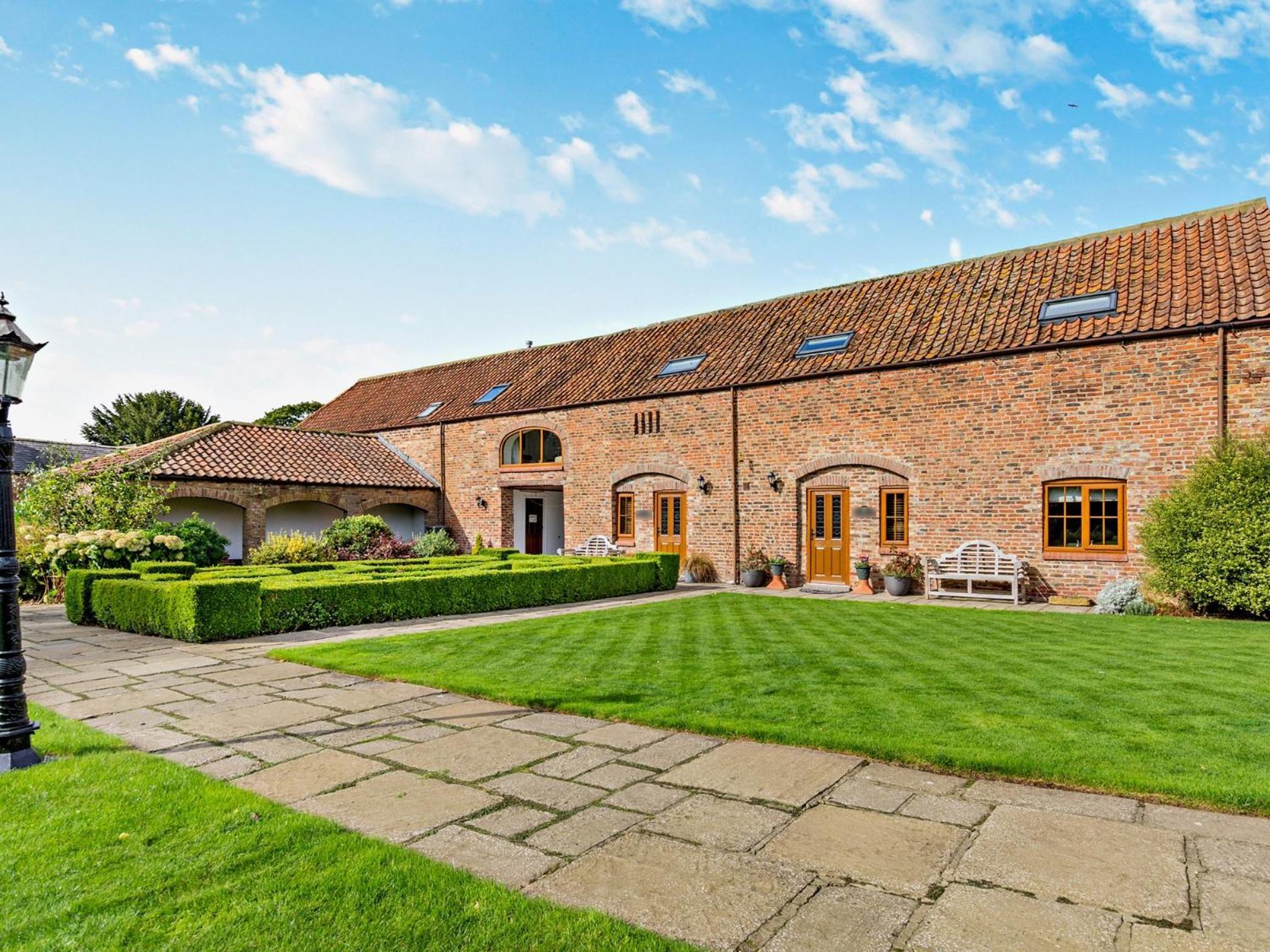 2 Bed In Filey 79280 Villa Wold Newton  Exterior photo